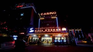Golden Sand Hotel and Casino – du lịch giải trí đỉnh cao